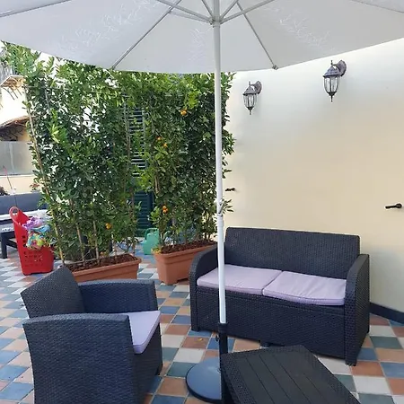 Casa Flavio 住宿加早餐酒店 *